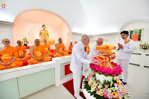 ภาพ No.257361:วันที่ 11 ตุลาคม พ.ศ. 2568 พิธีทอดกฐินสามัคคี  เพื่องานเผยแผ่พระพุทธศาสนา วิชชาธรรมกายสู่ชาวท้องถิ่น ณ วัดพระธรรมกายคอร์ซัวร์ ลุสท์สโกว  ประเทศเดนมาร์ก 