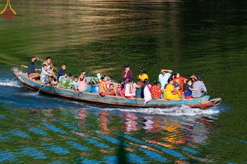 ภาพ No.98579:พิธีทอดกฐินสมทบวัดกัลยาณมิตรต่างประเทศ ณ วัดราชบัณนะวิหาร เมืองรังกามาติ ประเทศบังกลาเทศ วันศุกร์ที่ 24 พฤศจิกายน พ.ศ. 2566