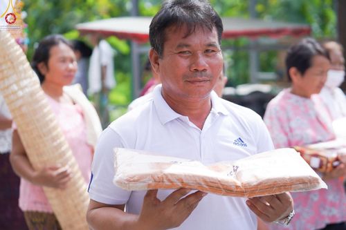 ภาพ No.168478:พิธีทอดกฐิน ณ วัดป่าศรีสุวรรณ จ.ชัยภูมิ ในโครงการกฐินสามัคคีทั่วไทย 30,000 วัด บูชาธรรม 80 ปี หลวงพ่อธัมมชโย โดยคณะศิษยานุศิษย์วัดพระธรรมกาย วันที่ 20 ตุลาคม พ.ศ. 2567