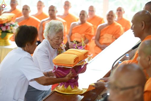 ภาพ No.268355:วันที่ 25 ตุลาคม พ.ศ. 2568 พิธีทอดกฐินสามัคคีทั่วไทย ณ ศูนย์ปฏิบัติธรรมแก้วเรือนธรรม ต.บ้านแก้ง อ.เฉลิมพระเกียรติ จ.สระบุรี โดยคณะศิษยานุศิษย์ บูชาธรรม 81 ปี หลวงพ่อธัมมชโย