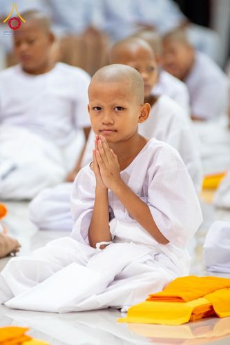 ภาพ No.58533:โครงการบรรพชาสามเณร ภาคฤดูร้อน เฉลิมพระเกียรติพระบาทสมเด็จพระเจ้าอยู่หัว เนื่องในโอกาส พระราชพิธีมหามงคลเฉลิมพระชนมพรรษา 6 รอบ 28 กรกฎาคม พ.ศ. 2567 ระหว่างวันที่ 20 เมษายน ถึง 6 พฤษภาคม 2567 ณ วัดกลางธนรินทร์ (ธรรมอุทยานบ้านแป้ง)