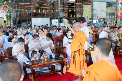 ภาพ No.182420:พิธีทอดกฐิน ณ วัดท่าชัยศรีสุทธาวาส อำเภอเมืองนครนายก จ.นครนายก ในโครงการทอดกฐินสามัคคีทั่วไทย 30,000 วัด บูชาธรรม 80 ปี หลวงพ่อธัมมชโย โดยคณะศิษยานุศิษย์วัดพระธรรมกาย วันที่ 9 พฤศจิกายน พ.ศ. 2567