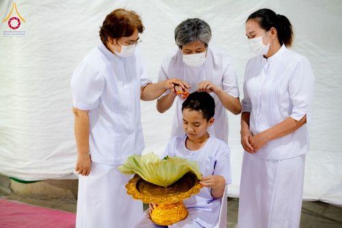 ภาพ No.143791:พิธีปลงผมยุวธรรมทายาท โครงการสามเณรโรงเรียนนานาชาติ รุ่นที่  13 ณ วิหารคด คอร์ 9 วัดพระธรรมกาย วันอาทิตย์ที่ 7 กรกฎาคม พ.ศ. 2567