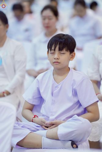 ภาพ No.323623:วันที่ 22 เมษายน พ.ศ.2569(วันคุ้มครองโลก) งานถวายมหาสังฆทาน 40,000 กว่าวัดทั่วประเทศ พิธีภาคสาย ปฏิบัติธรรม ,  พิธีมอบปัจจัยช่วยเหลือครู 4 จังหวัดชายแดนภาคใต้