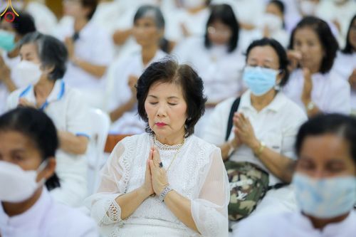 ภาพ No.89728:พิธีวางแผ่นจารึกชื่อ เพื่อนำไปประดิษฐานไว้ในฐานองค์พระประธาน เนื่องในโอกาสครบรอบ 10 ปี ศูนย์ปฏิบัติธรรมนครราชสีมา วันอาทิตย์ที่ 24 กันยายน พ.ศ. 2566