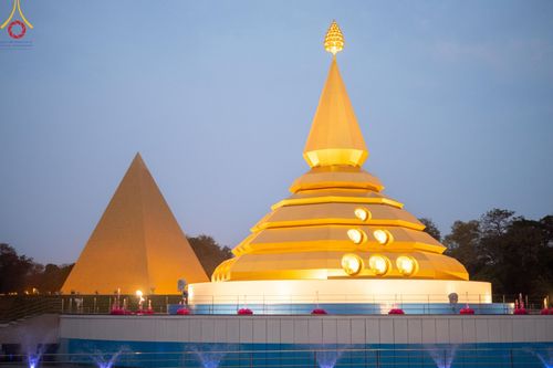 ภาพ No.112258:พิธีบรรพชาอุปสมบท โครงการอุปสมบทหมู่บูชาธรรม 115 ปี คุณยายอาจารย์ฯ, โครงการอุปสมบทหมู่ธรรมทายาท ระดับอุดมศึกษา รุ่นที่ 50 ภาคฤดูหนาว ณ โบสถ์พระไตรปิฎก วัดพระธรรมกาย จ.ปทุมธานี วันเสาร์ที่ 13 มกราคม พ.ศ. 2567