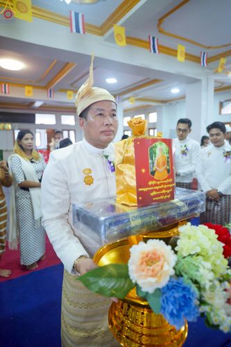 ภาพ No.261443:วันที่ 26 ตุลาคม พ.ศ. 2568 พิธีทอดกฐินสามัคคีไทย-เมียนมา บูชาธรรมอายุวัฒนมงคล 81 ปี หลวงพ่อธมฺมชโย ณ วัดมินจาวน์ ประเทศสาธารณรัฐแห่งสหภาพเมียนมา 