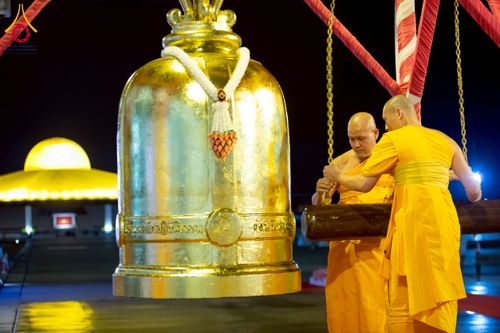 ภาพ No.217375:วันเสาร์ที่ 12 เมษายน พ.ศ. 2568 พิธีฉลองชัยชิตังเม สวดธัมมจักกัปวัตนสูตร ครบ 7,277,818,181 จบ ณ วัดพระธรรมกาย จังหวัดปทุมธานี