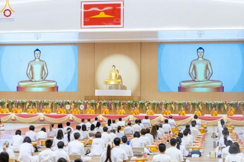 ภาพ No.212692:วันอาทิตย์ที่ 23 มีนาคม พ.ศ. 2568 พิธีร่วมบุญโครงการบรรพชาสามเณร 5,000 รูป ณ ห้องแก้วสารพัดนึก 2 วัดพระธรรมกาย