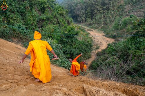 ภาพ No.127143:Photo Story ปฐมบรรพชาชาวพุทธมาร์มา เริ่ม วันที่ 2 กุมภาพันธ์ พ.ศ. 2567 ณ วัดธัมจักร อรัญกุฏิ เมืองรัมการ์ คาร์กาชารี บังกลาเทศ