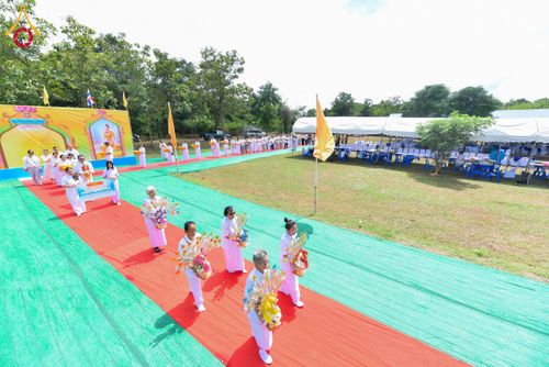 ภาพ No.164708:พิธีทอดกฐิน ณ ธุดงคสถานเขาย้อย เพชรบุรี สร้างอาคารปฏิบัติธรรม พระมงคลเทพมุนี(สด จนฺทสโร) ตำบลสระพัง อำเภอเขาย้อย จังหวัดเพชรบุรี วันอาทิตย์ ที่ 20 ตุลาคม พ.ศ. 2567