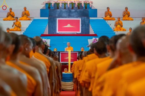 ภาพ No.123152:พระธรรมยาตรารับประกาศนียบัตร และพระของขวัญ ในวันอาทิตย์ต้นเดือนที่ 4 กุมภาพันธ์ พ.ศ.2567 ณ สภาธรรมกายสากล วัดพระธรรมกาย