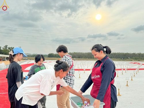 ภาพ No.128608:V.33 รวมพลังเพื่อบางกล่ำ การเตรียมงานของเจ้าหน้าที่หน่วยงานต่างๆ เพื่องานธรรมยาตราอัญเชิญพระบรมสารีริกธาตุ ประดิษฐาน ณ มหารัตนเจดีย์สิริปทุมสวรรค์ (เจดีย์อริยพุทธะ 5 พระองค์) ศูนย์ปฏิบัติธรรมภาคใต้ อ.บางกล่ำ จ.สงขลา ระหว่างวันที่ 9-10 มีนาคม พ.ศ. 2567