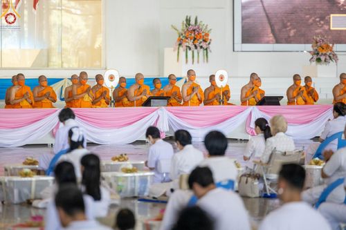 ภาพ No.102365:พิธีถวายอุปกรณ์ทำความสะอาด ณ บ้านแก้วเรือนทองคุณยายอาจารย์ฯ วัดพระธรรมกาย วันเสาร์ที่ 16 ธันวาคม พ.ศ. 2566