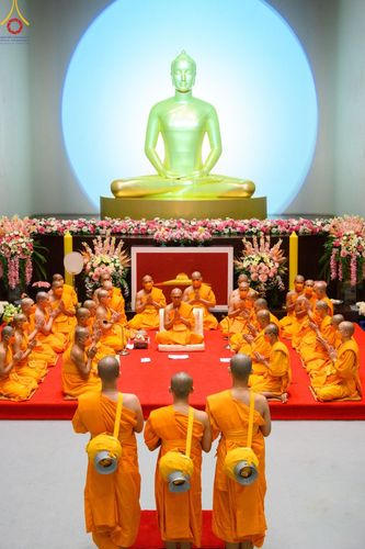 ภาพ No.82813:พิธีอุปสมบทหมู่ ในโครงการพระพี่เลี้ยงเข้าพรรษา, ธรรมทายาทอุดมศึกษารุ่นที่ 50 (ภาคฤดูฝน) และธรรมทายาทพุทธศาสตร์สากล รุ่นที่ 7 (ภาคฤดูฝน) วันอาทิตย์ที่ 18 มิถุนายน พ.ศ. 2566 ณ วัดพระธรรมกาย จ.ปทุมธานี