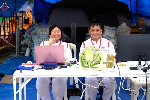 ภาพ No.119358:V.18 ทันทีม การเตรียมงาน เก็บงาน การรับบุญของเจ้าหน้าที่หน่วยงานต่างๆ เพื่อโครงการธรรมยาตรา กตัญญูบูชามหาปูชนียาจารย์ พระมงคลเทพมุนี (สด จนฺทสโร) พระผู้ปราบมาร อนุสรณ์สถาน 7 แห่ง ปีที่ 12 ระหว่างวันที่ 2 - 31 มกราคม พ.ศ.2567