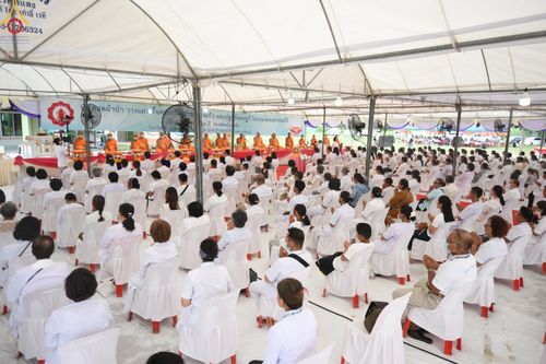 ภาพ No.90923:พิธีวางแผ่นพื้นคอนกรีต บรรจุดวงแก้ว และปฐมรัตนปฐวี ในบ่อมงคลมหาสมบัติ เพื่อสถาปนาอาคาร 80 ปี หลวงพ่อธัมมชโย วันอาทิตย์ที่ 15 ตุลาคม พ.ศ. 2566 ณ ศูนย์ปฎิบัติธรรมวิหารแดง จ.สระบุรี