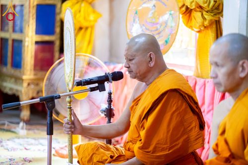 ภาพ No.274337:วันที่ 5 พฤศจิกายน พ.ศ. 2568 พิธีทอดกฐินสามัคคีทั่วไทย ณ วัดบันไดช้าง จ.พระนครศรีอยุธยา โดยคณะศิษยานุศิษย์ บูชาธรรม 81 ปี หลวงพ่อธัมมชโย