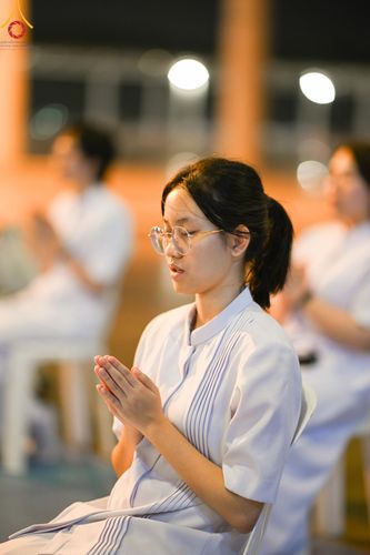 ภาพ No.170401:พิธีฉลองชัยสวดมนต์บทธัมมจักกัปปวัตตนสูตร ครบ 6,881,000,000 จบ ณ มหารัตนวิหารคด วัดพระธรรมกาย วันศุกร์ที่ 15 พฤศจิกายน พ.ศ. 2567 (วันเพ็ญ 15 ค่ำ เดือน 12)