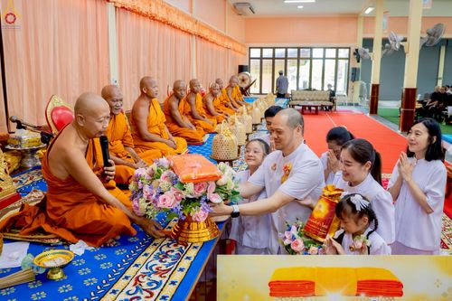 ภาพ No.276822:วันที่ 5 พฤศจิกายน พ.ศ. 2568 พิธีทอดกฐินสามัคคีทั่วไทย ณ วัดเลิศดุสิตาราม อ.ปากท่อ จ.ราชบุรี โดยคณะศิษยานุศิษย์ บูชาธรรม 81 ปี หลวงพ่อธัมมชโย