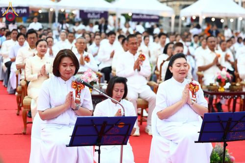 ภาพ No.210248:วันอาทิตย์ที่ 9 มีนาคม พ.ศ. 2568 พ่อเมืองโคราชจัดตักบาตรพระหมื่น ทำบุญเมือง 557 ปี