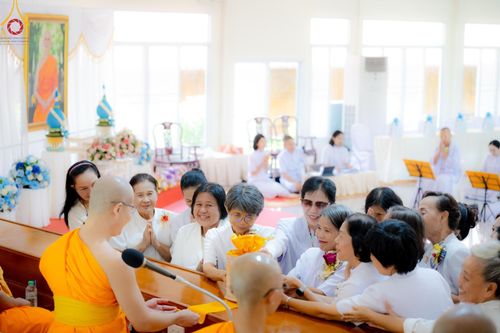 ภาพ No.142336:พิธีทอดผ้าป่าเพื่องานพระพุทธศาสนา , พิธีเจริญพระพุทธมนต์ , พิธีถวายสังฆทานแด่คณะสงฆ์ น้อมบูชาธรรม 80 ปี หลวงพ่อธัมมชโย และครบรอบ 12 ปี ธรรมอุทยานบ้านแป้ง อำเภอพรหมบุรี จังหวัดสิงห์บุรี ในวันเสาร์ที่ 22 มิถุนายน พ.ศ. 2567