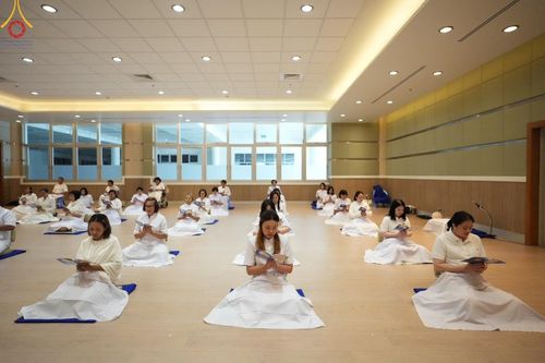 ภาพ No.153555:โครงการปฏิบัติธรรม อุบาสก อุบาสิกาแก้ว รุ่นที่ 1 ผู้แทนทอดกฐินสามัคคีสามหมื่นวัดทั่วไทย ระหว่างวันที่ 6-8 กันยายน พ.ศ. 2567 ณ World Peace Valley จัดโดย ภาคนครหลวง 3