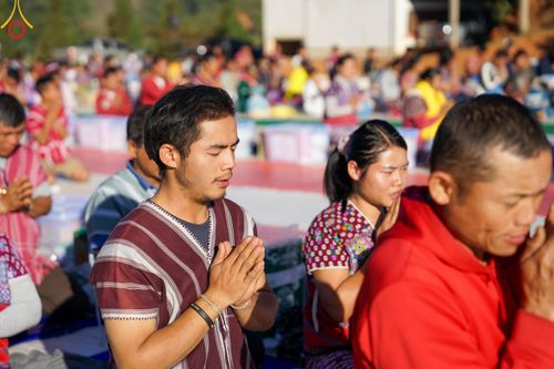 ภาพ No.125209:พิธีตักบาตรเนื่องในวันมาฆบูชา ณ สนามโรงเรียนบ้านนาเกียน  อำเภออมก๋อย จังหวัดเชียงใหม่ วันเสาร์ที่ ๒๔ กุมภาพันธ์ พ.ศ. ๒๕๖๗