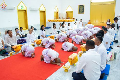 ภาพ No.101046:พิธีบรรพชาธรรมทายาท ในโครงการอุปสมบทบูชาธรรม มหาปูชนียาจารย์ พ.ศ. 2566 ณ วัดหนองไผ่ล้อม จ.ปราจีนบุรี วันที่ 2 ธันวาคม พ.ศ. 2566