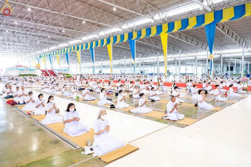 ภาพ No.88088:พิธีจุดเทียนใจ ไฟนิรันดร์ อนันตชัย วันอาทิตย์ที่ 17 กันยายน พ.ศ. 2566 ณ สภาธรรมกายสากล วัดพระธรรมกาย