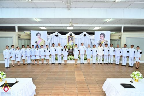 ภาพ No.262452:วันที่ 30 ตุลาคม พ.ศ. 2568 พสกนิกรอำเภอคลองหลวง จัดพิธีบำเพ็ญกุศลสัตตมวาร ถวายพระราชกุศลแด่สมเด็จพระพันปีหลวง ณ วัดพระธรรมกาย