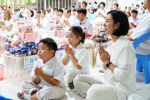 ภาพ No.140815:พิธีตักบาตรพระ 500 รูป ปีที่ 9 ณ ธุดงคสถานล้านนา อำเภอสันทราย จังหวัดเชียงใหม่ วันอาทิตย์ที่ 9 มิถุนายน พ.ศ. 2567