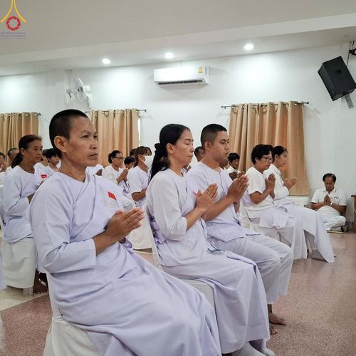 ภาพ No.155387:โครงการอุบาสกแก้ว อุบาสิกาแก้ว รุ่นที่ 2 ตัวแทนทอดกฐินสามัคคีทั่วไทย 30,000 วัด บูชาธรรม 80 ปี หลวงพ่อธัมมชโย ศูนย์ปฏิบัติธรรมเพชรบูรณ์ ต.นาป่า อ.เมือง จ.เพชรบูรณ์