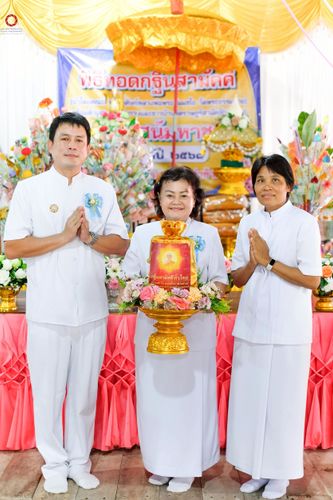 ภาพ No.255906:วันที่ 15 ตุลาคม พ.ศ. 2568 พิธีทอดกฐินสามัคคีทั่วไทย 30,000 วัด โดยคณะศิษยานุศิษย์ บูชาธรรม 81 ปี หลวงพ่อธัมมชโย ณ วัดราษฎร์สามัคคี ต.วังหมัน อ.วัดสิงห์ จ.ชัยนาท