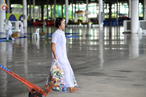 ภาพ No.150553:V.44 เพื่อพ่อ ภาพเตรียมงาน ปฎิบัติงาน ของเจ้าหน้าที่ อาสาสมัคร ทุกสถานะ เพื่อความสำเร็จ ในงานวันธรรมชัย วันอังคารที่ 27 สิงหาคม พ.ศ. 2567