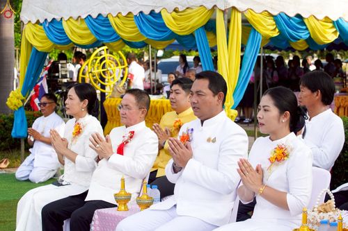 ภาพ No.229822:วันพฤหัสบดีที่ 26 มิถุนายน พ.ศ. 2568 พิธีตักบาตรพระ 1,165 รูป ฉลองก่อตั้งเมืองวานรนิวาส ครบรอบ 164 ปี ณ ถนนวานรนิวาส-อากาศอำนวย อ.วานรนิวาส จ.สกลนคร