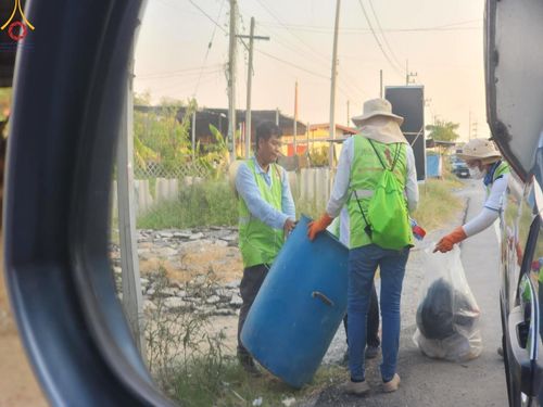 ภาพ No.116923:V.16 เป็นทีม การเตรียมงาน เก็บงาน การรับบุญของเจ้าหน้าที่หน่วยงานต่างๆ เพื่อโครงการธรรมยาตรา กตัญญูบูชามหาปูชนียาจารย์ พระมงคลเทพมุนี (สด จนฺทสโร) พระผู้ปราบมาร อนุสรณ์สถาน 7 แห่ง ปีที่ 12 ระหว่างวันที่ 2 - 31 มกราคม พ.ศ. 2567