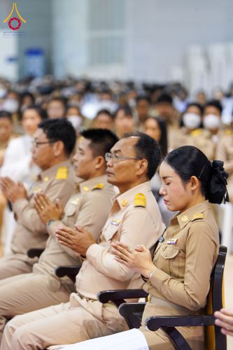 ภาพ No.120753:องค์กรปกครองส่วนท้องถิ่นปทุมฯ ร่วมคณะสงฆ์ ภาครัฐ ภาคเอกชน คณะศิษย์วัดพระธรรมกาย รวมใจพสกนิกรบำเพ็ญกุศลอุทิศถวายสมเด็จพระบูรพมหากษัตริยาธิราช พร้อมด้วยบูรพาจารย์ ผู้มีอุปการคุณต่อพระพุทธศาสนา และแผ่นดิน