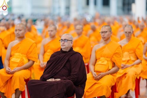 ภาพ No.159130:พิธีบูชาข้าวพระ ในวันอาทิตย์ต้นเดือน วันที่ 6 ตุลาคม พ.ศ. 2567 ณ สภาธรรมกายสากล วัดพระธรรมกาย