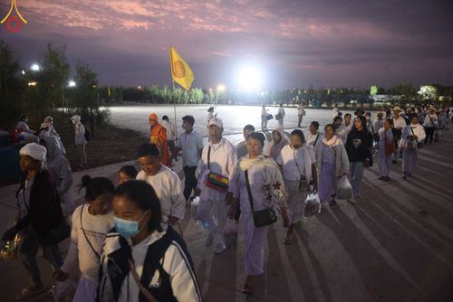 ภาพ No.118437:พิธีตักบาตรพระธรรมยาตรา ปีที่ 12 ณ อนุสรณ์สถานลำดับที่ 5 สถานที่เผยแผ่วิชชาธรรมกายครั้งแรก อนุสรณ์สถานบางปลา จ.นครปฐม วันที่ 25 มกราคม พ.ศ. 2567