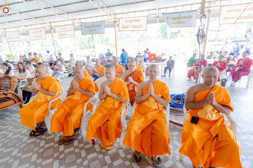 ภาพ No.263768:วันที่ 23 ตุลาคม พ.ศ. 2568 พิธีทอดกฐินสามัคคีทั่วไทย 30,000 วัด โดยคณะศิษยานุศิษย์ บูชาธรรม 81 ปี หลวงพ่อธัมมชโย ณ วัดเขาน้อยพัฒนาราม ต.สุรศักดิ์ อ.ศรีราชา จ.ชลบุรี