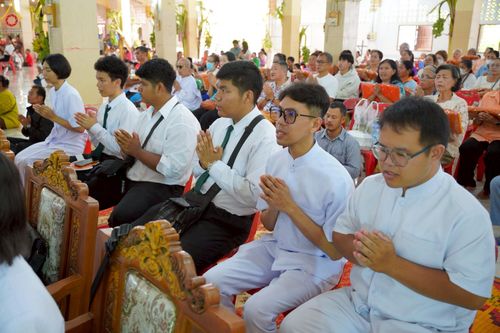 ภาพ No.251161:วันที่ 9 ตุลาคม พ.ศ. 2568 พิธีทอดกฐินสามัคคีทั่วไทย 30,000 วัด โดยคณะศิษยานุศิษย์ บูชาธรรม 81 ปี หลวงพ่อธัมมชโย ณ วัดกำแพงแสน ต.ห้วยหมอนทอง อ.กำแพงแสน จ.นครปฐม