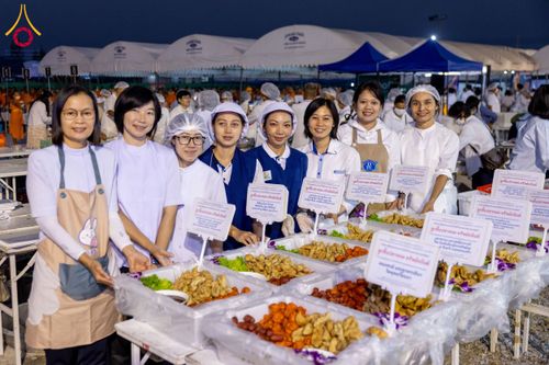 ภาพ No.117379:พิธีถวายภัตตาหารเป็นสังฆทาน แด่คณะพระธรรมยาตรา วันที่ 23 มกราคม พ.ศ. 2567 ณ อนุสรณ์สถานบางปลา อ.บางเลน จ.นครปฐม