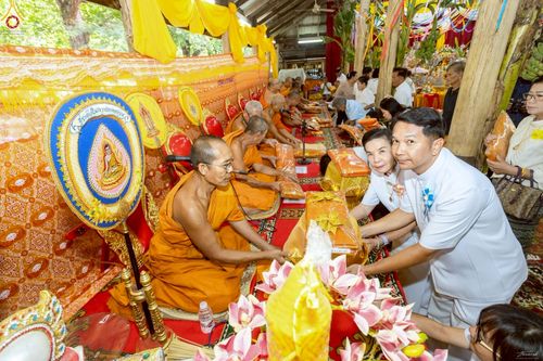 ภาพ No.267392:วันที่ 26 ตุลาคม พ.ศ. 2568 พิธีทอดกฐินสามัคคีทั่วไทย ณ วัดทุ่งพิชัย อ.ดอนตูม จ.นครปฐม โดยคณะศิษยานุศิษย์ บูชาธรรม 81 ปี หลวงพ่อธัมมชโย