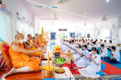 ภาพ No.94861:พิธีทอดกฐินสามัคคีทั่วไทย 5,000 วัด ณ วัดโพธิ์ศรีเจริญ อ.ศรีประจันต์ จ.สุพรรณบุรี วันที่ 12 พฤศจิกายน พ.ศ. 2566