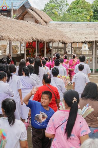 ภาพ No.164002:โครงการกฐินสามัคคีทั่วไทย 30,000 วัด บูชาธรรม 80 ปี หลวงพ่อธัมมชโย โดย คณะศิษยานุศิษย์วัดพระธรรมกาย ณ วัดบ่อพราน จ.นครราชสีมา วันที่ 20 ตุลาคม พ.ศ. 2567