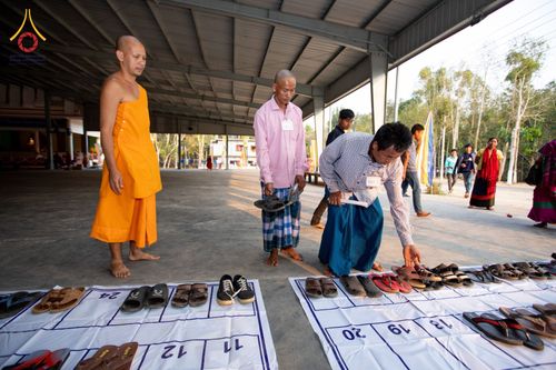 ภาพ No.75733:พิธีตัดปอยผม และ ปลงผมนาคธรรมทายาท ในโครงการบรรพชาสามเณรหมู่ครั้งที่ 3 วันที่ 9 กุมภาพันธ์ พ.ศ. 2566 ณ วัดเบงกาลี เมืองคากาจารี ประเทศบังกลาเทศ