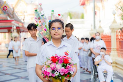 ภาพ No.199858:พิธีทอดผ้าป่าทำนุบำรุงศาสนสถาน ณ วัดบางช้างใต้ ตำบลบางช้าง อำเภอสามพราน จังหวัดนครปฐม ในโครงการธรรมยาตรา กตัญญูบูชา มหาปูชนียาจารย์ พระมงคลเทพมุนี(สด จนฺทสโร) พระผู้ปราบมาร อนุสรณ์สถาน 7 แห่ง ปีที่ 13 วันที่ 22 มกราคม พ.ศ. 2568