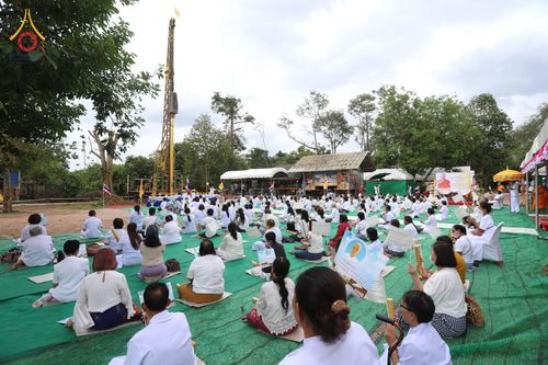 ภาพ No.76105:9พิธีวางศิลาฤกษ์ และตอกเสาเข็มมงคลต้นแรก สร้างหอฉันคุณยายอาจารย์มหารัตนอุบาสิกาจันทร์ ขนนกยูง  ณ ศูนย์ปฎิบัติธรรมนานาชาติสะเดา จ.สงขลา วันที่ 27 มกราคม พ.ศ. 2566