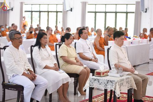 ภาพ No.103561:พิธีถวายจตุปัจจัย และภัตตาหารเป็นสังฆทาน , พิธีมอบอักษรสารตราตั้งฐานานุกรม และพัดยศ , การประชุมคณะสงฆ์ประจำจังหวัดสระบุรี  ณ ศูนย์ปฏิบัติธรรมจังหวัดสระบุรี อ.พระพุทธบาท จ.สระบุรี   วันอังคารที่ 19 ธันวาคม  พ.ศ. 2566